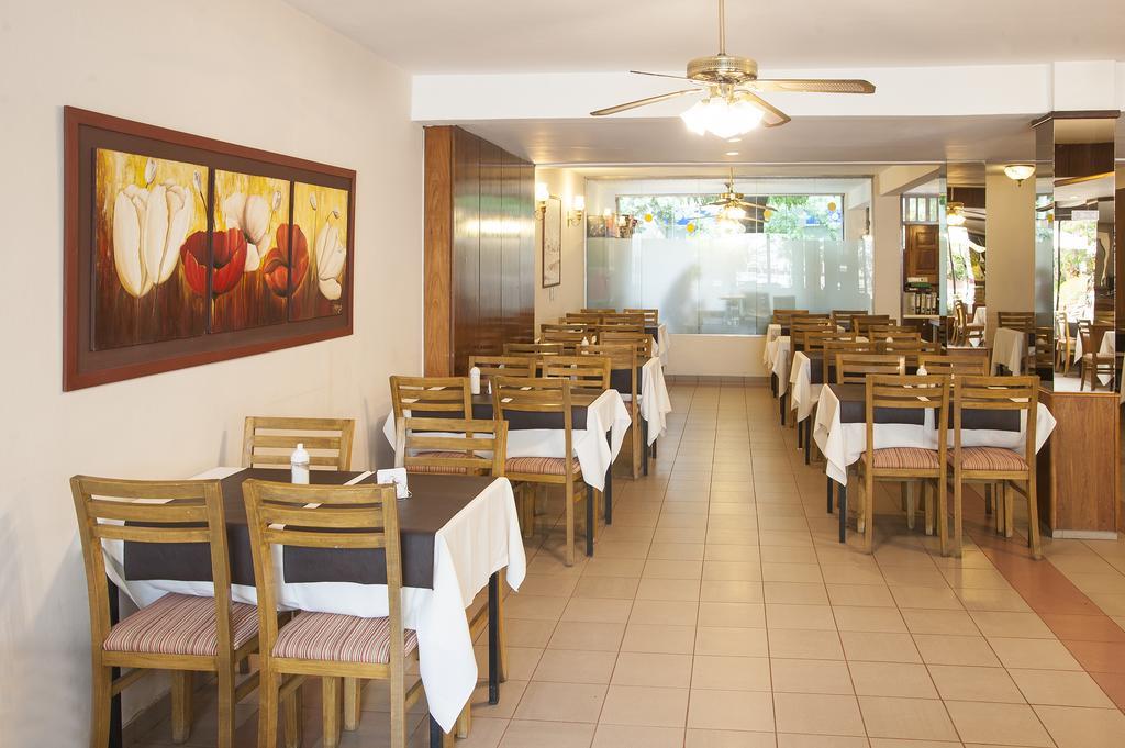 Hotel Carollo Mendoza Esterno foto
