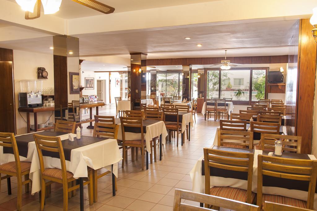 Hotel Carollo Mendoza Esterno foto